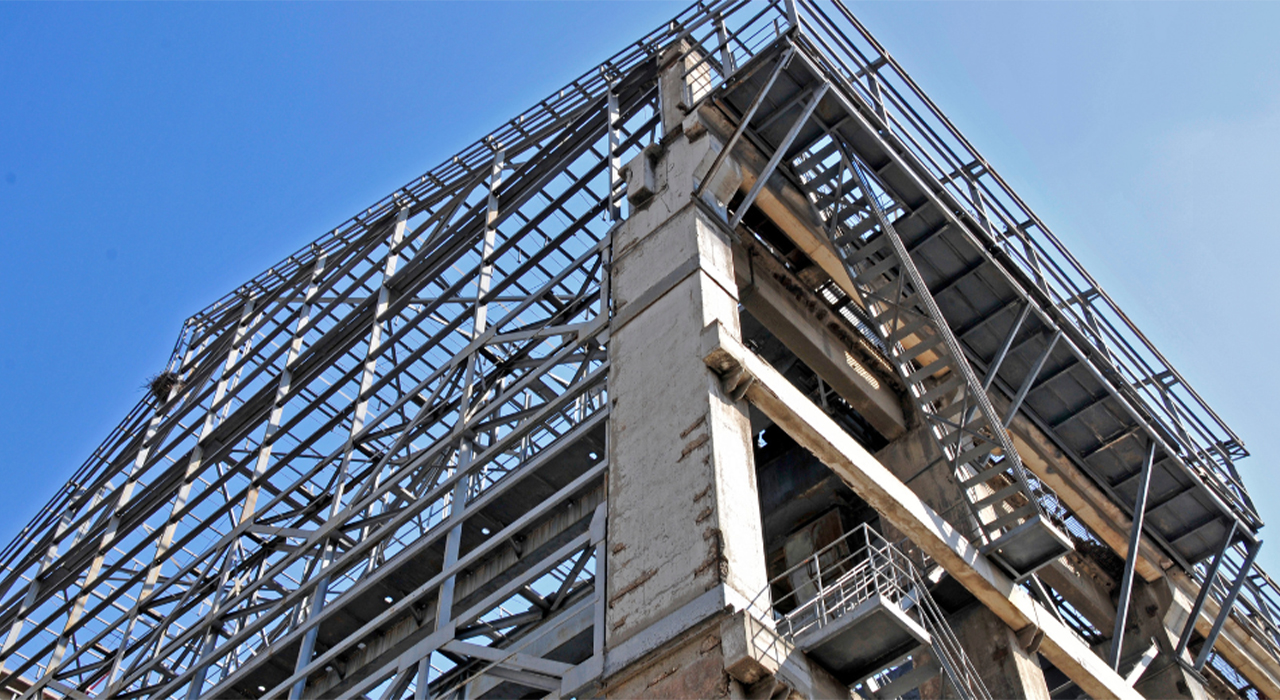 Pre-Engineered Steel Buildings and Pre-Fabricated Steel Buildings